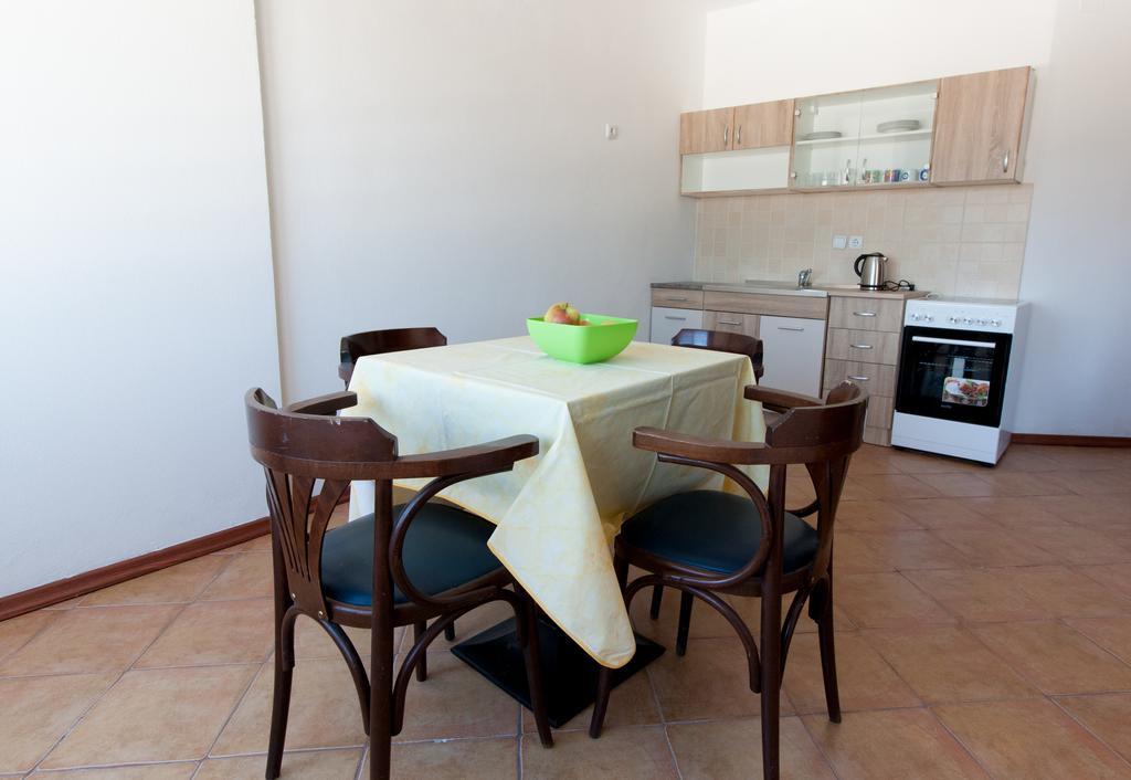 Art I Apartments Ulcinj Zewnętrze zdjęcie