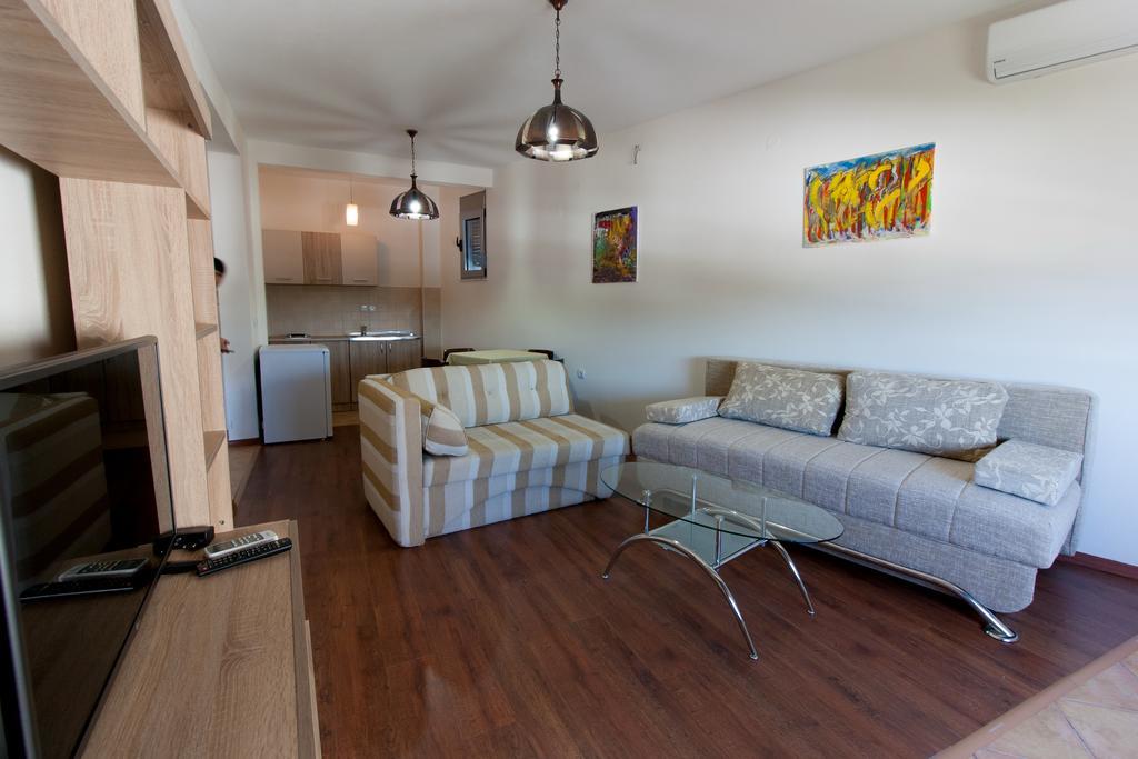 Art I Apartments Ulcinj Zewnętrze zdjęcie